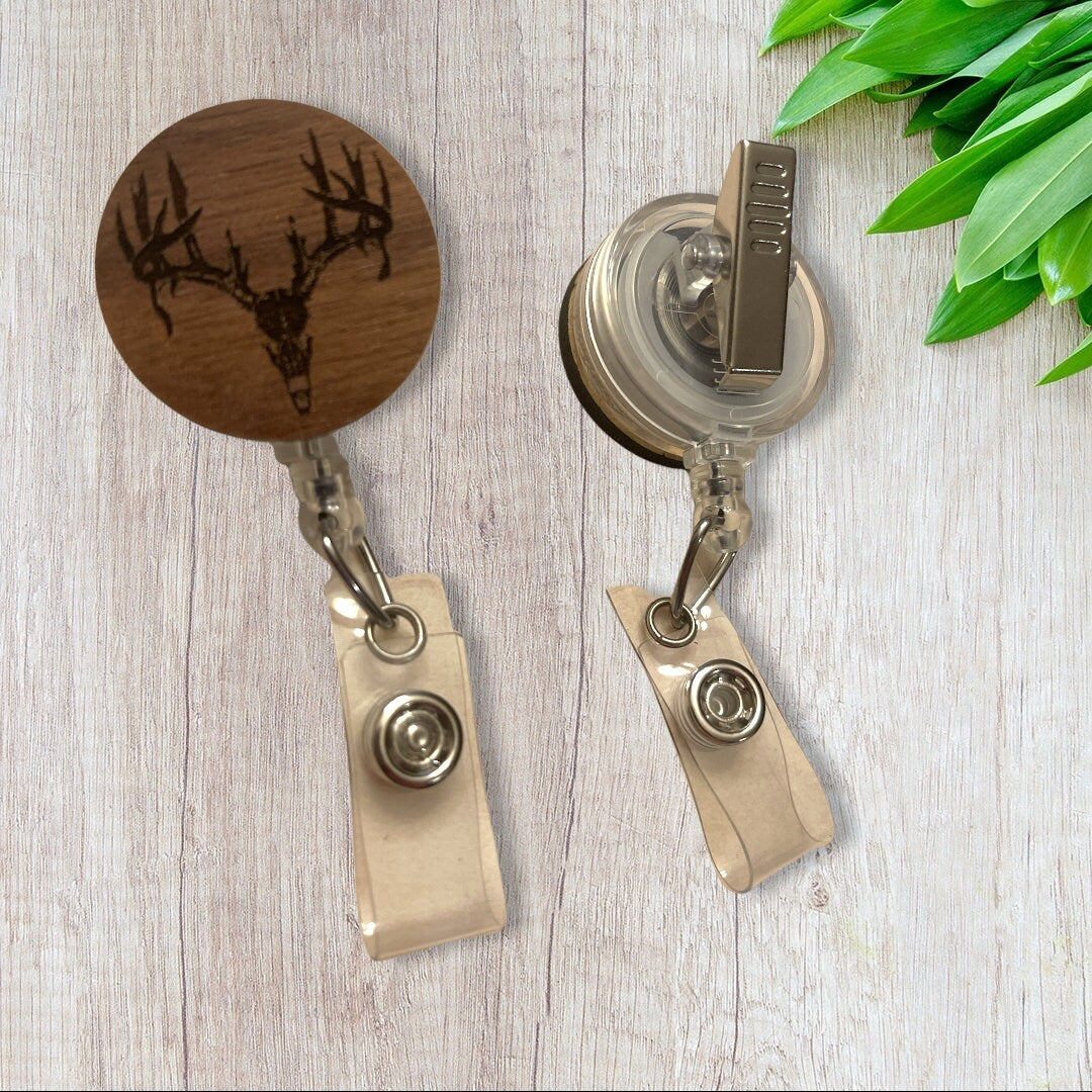 Deer skull retractable badge reel
